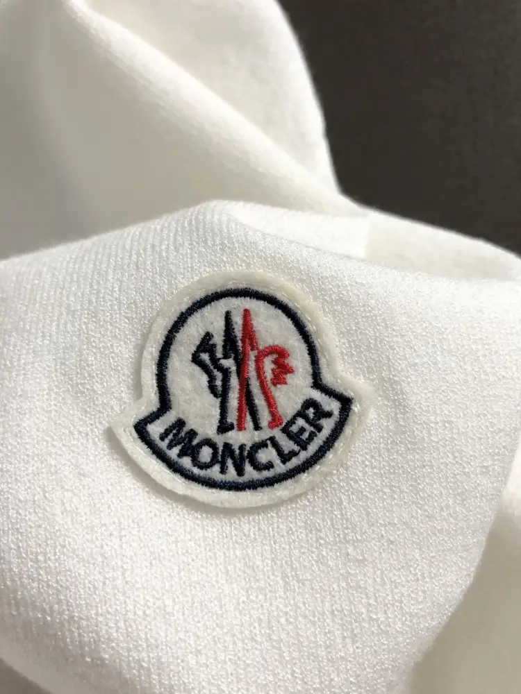 Moncler T-shirt men's — Photo 5
