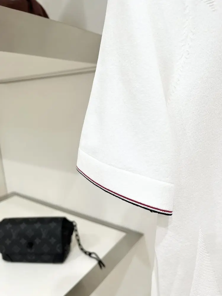 Moncler T-shirt men's — Photo 5
