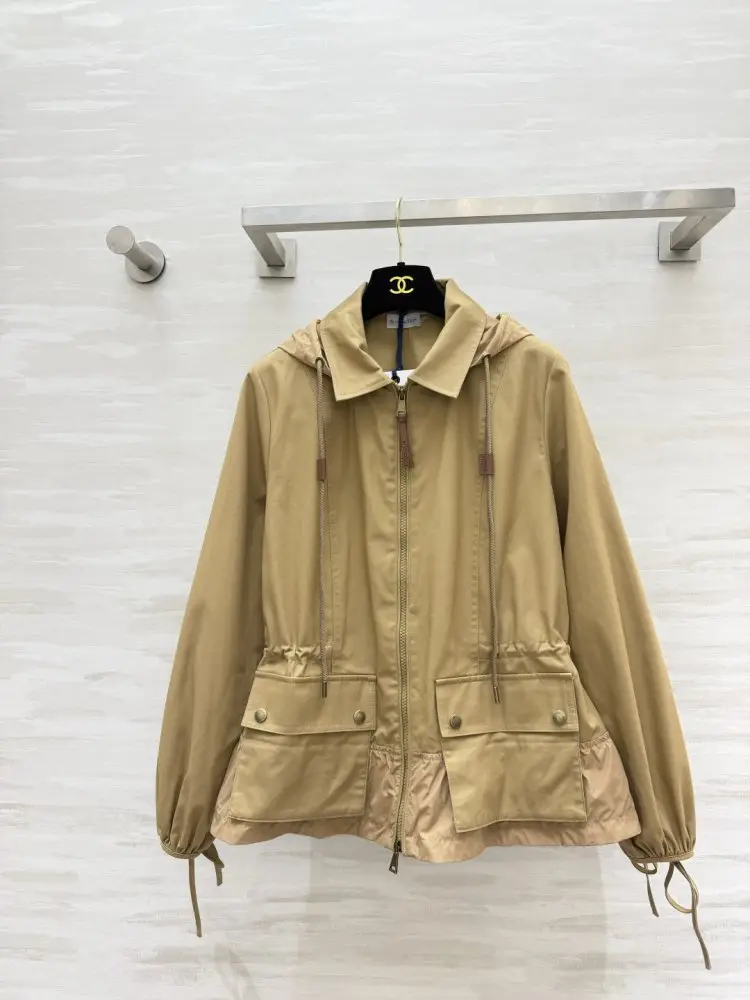 Trench from collar and hood