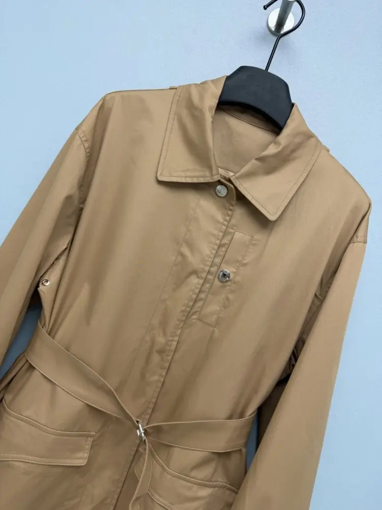 Moncler Trench secondary length from belt — Photo 2