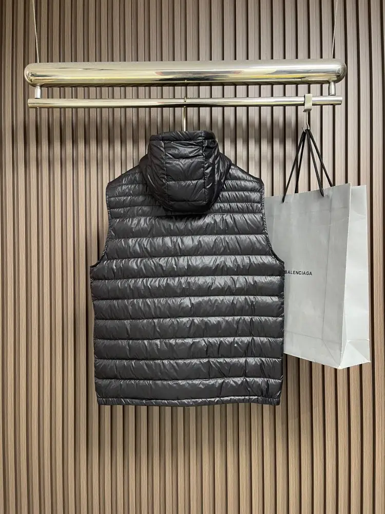 Moncler Жилетка чоловіча — Фото 2