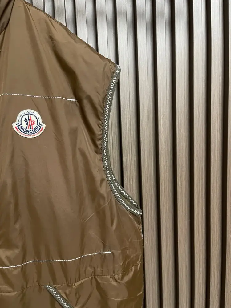 Moncler Жилетка чоловіча — Фото 4