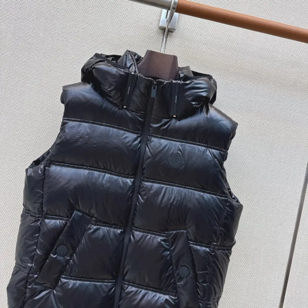 Moncler Жилетка женская — Фото 2