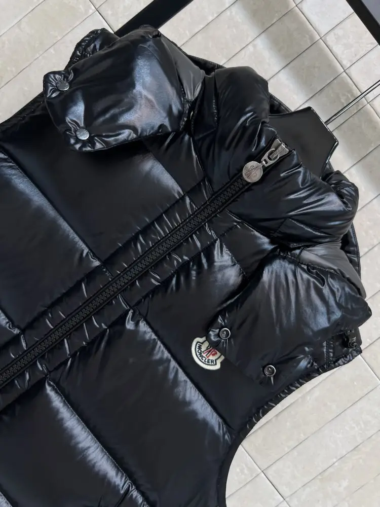 Moncler Жилетка женская — Фото 2
