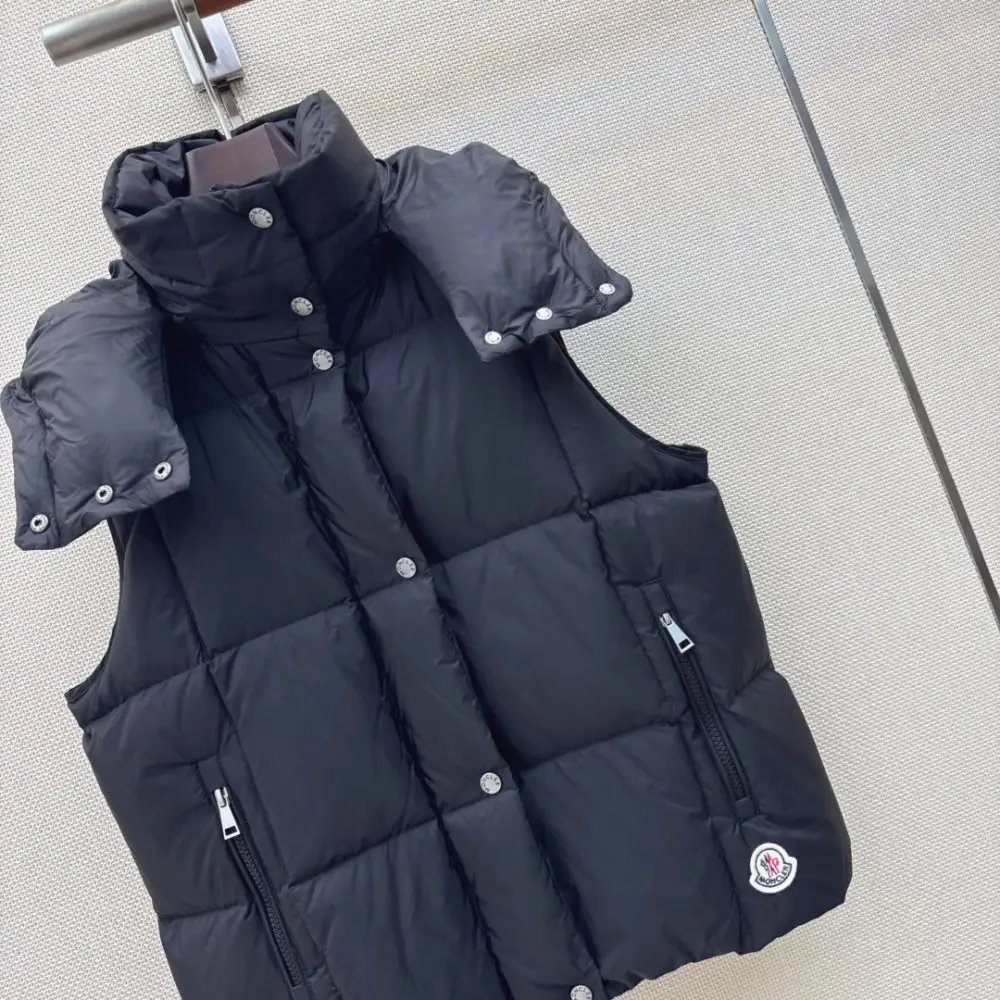 Moncler Жилетка женская — Фото 3