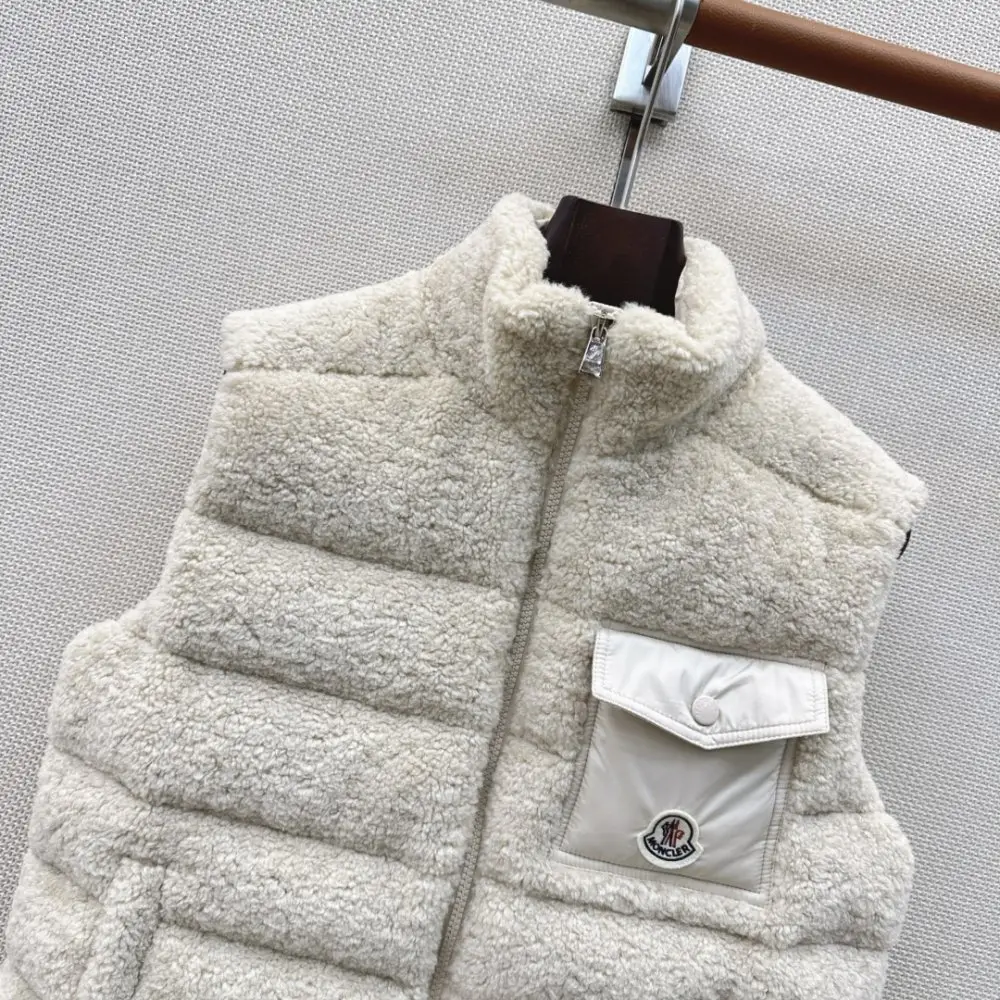 Moncler Жилетка женская — Фото 3