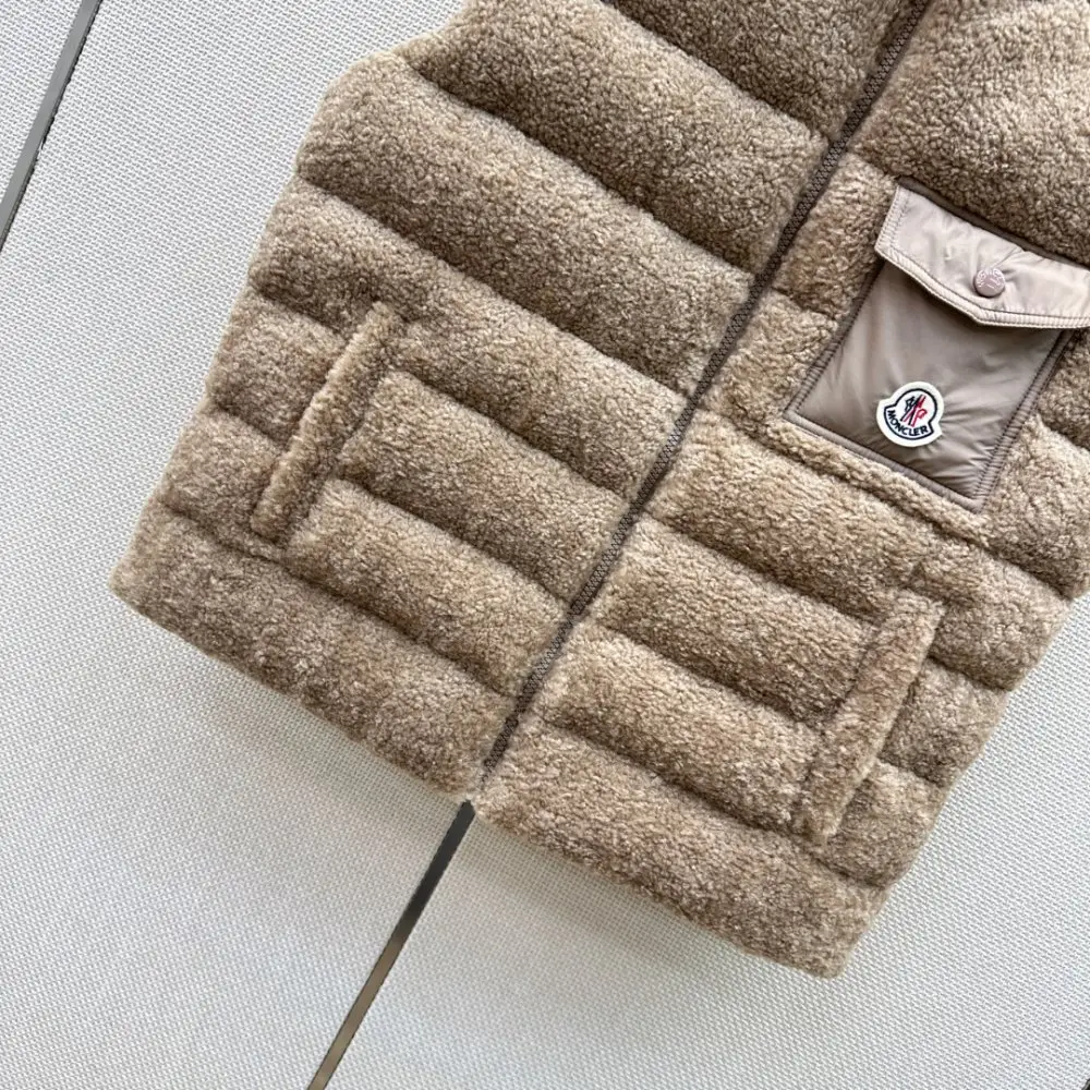 Moncler Жилетка женская — Фото 5