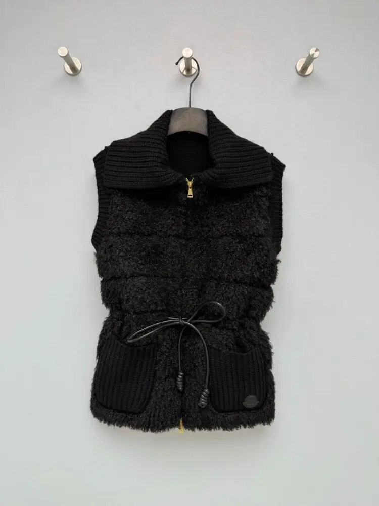 Moncler — Жилетка