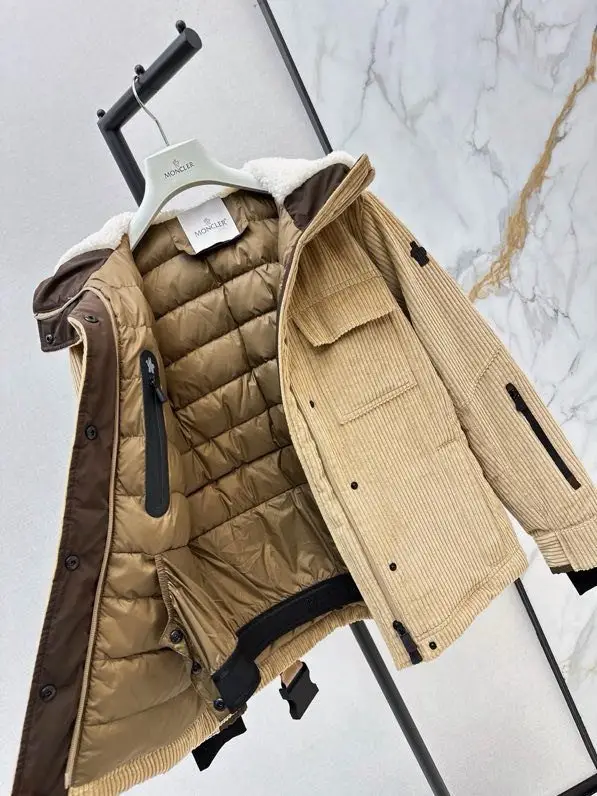 Moncler Зимова пухова вульветовая куртка з капюшоном — Фото 5