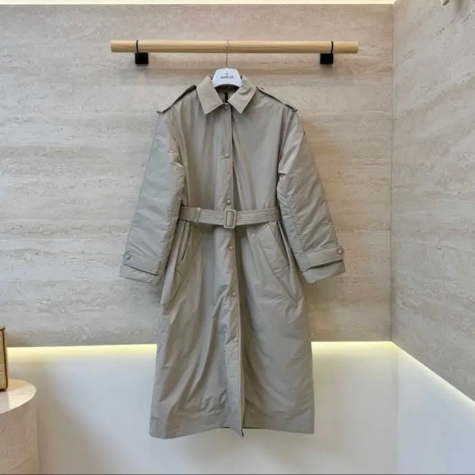 Moncler — Женская длинная пуховая куртка