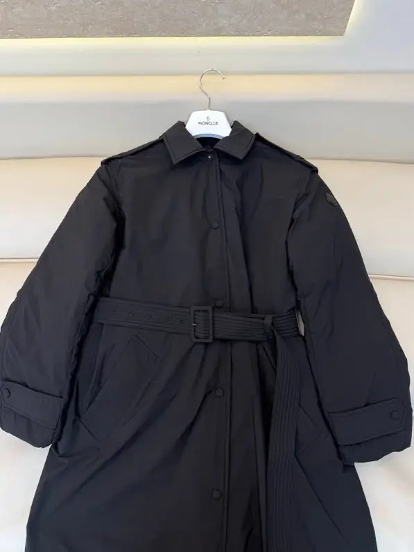 Moncler Women's long feather jacket — Photo 2
