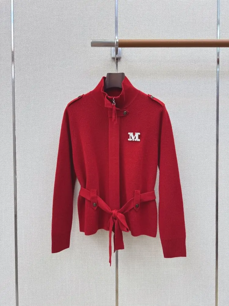 Moncler — Вовняний кардиган-стійка з брошкою