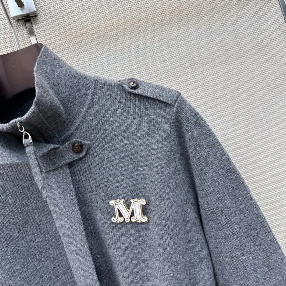 Moncler Woolen cardigan-rack from brooch — Photo 4