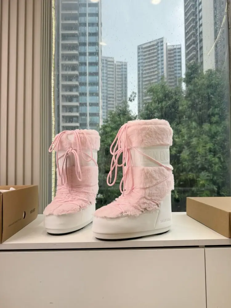 Moon Boot Boots women's winter — Photo 3