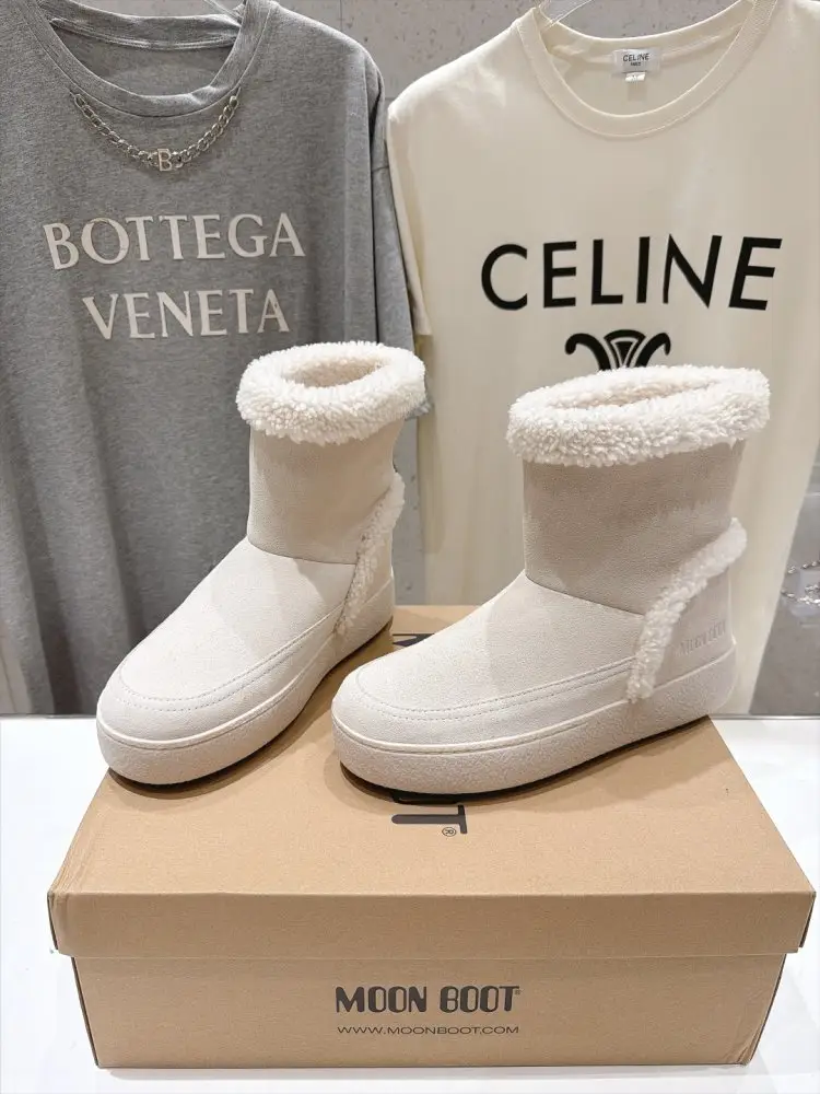Moon Boot Boots women's — Photo 4