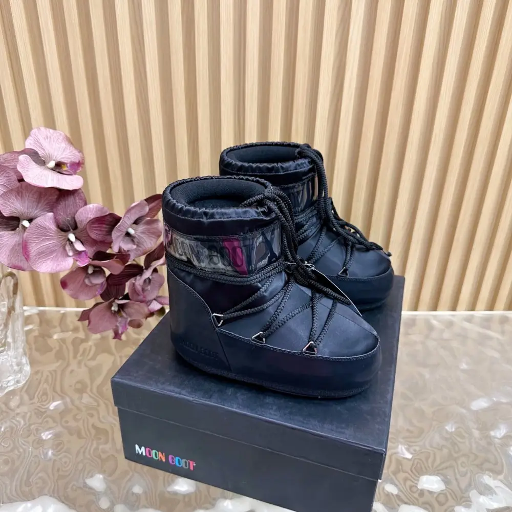 Moon Boot — Ugg boots