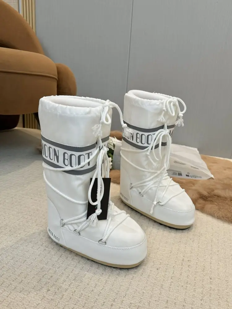 Moon Boot — Ugg boots