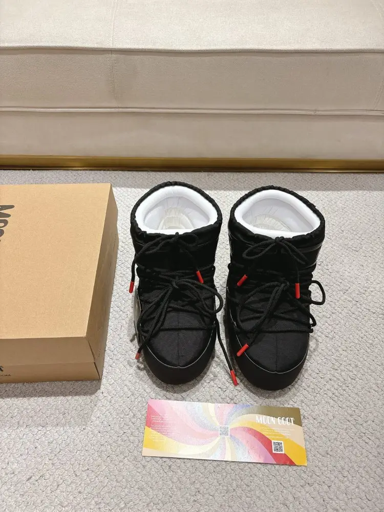Moon Boot — Ugg boots