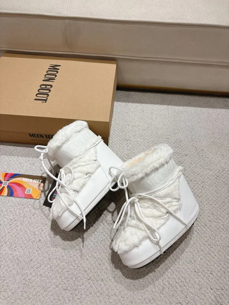 Moon Boot — Уггі