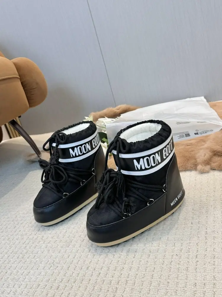 Moon Boot — Ugg boots