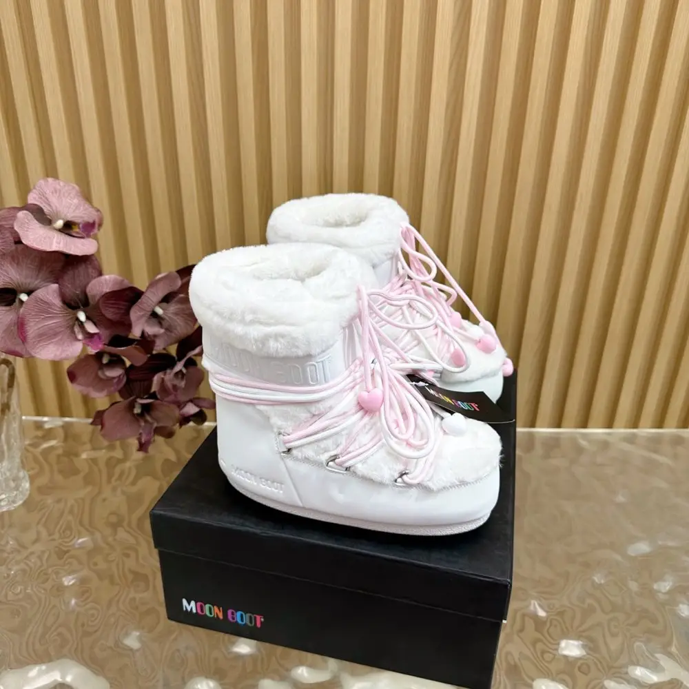 Moon Boot — Уггі