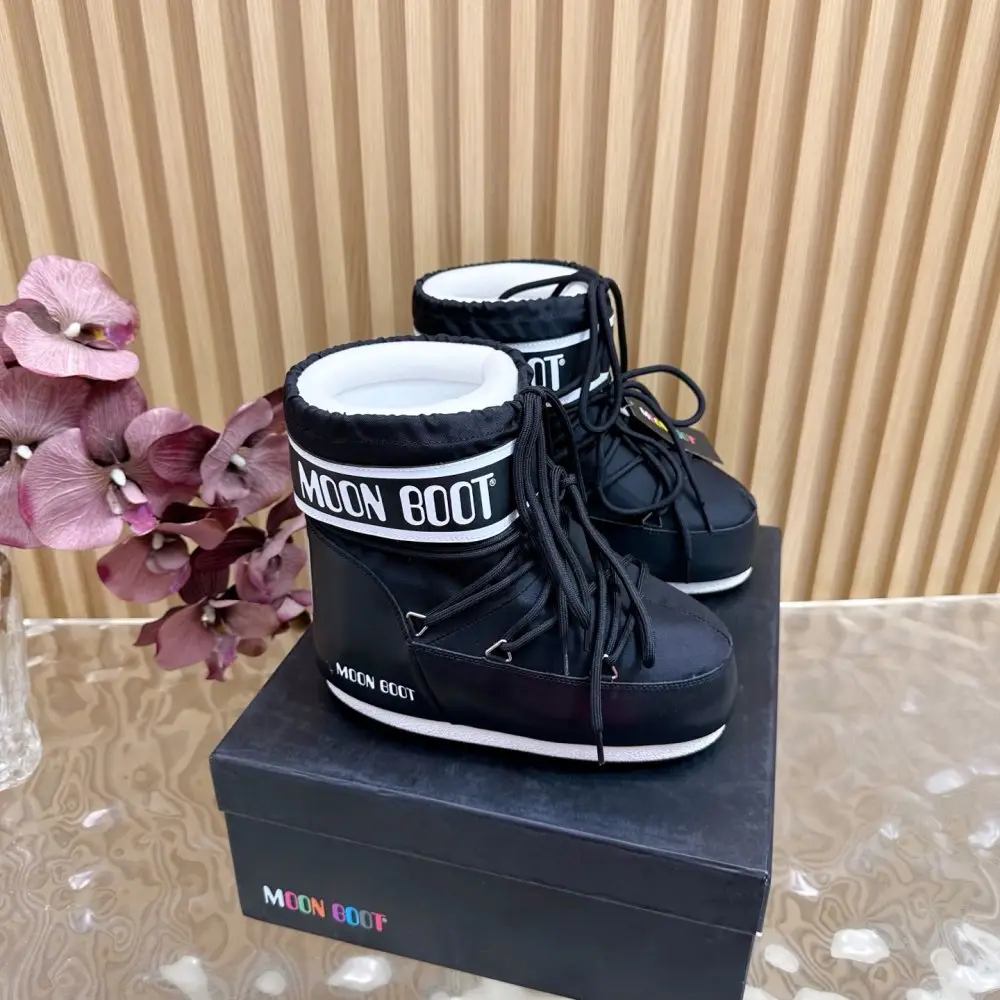 Moon Boot — Ugg boots