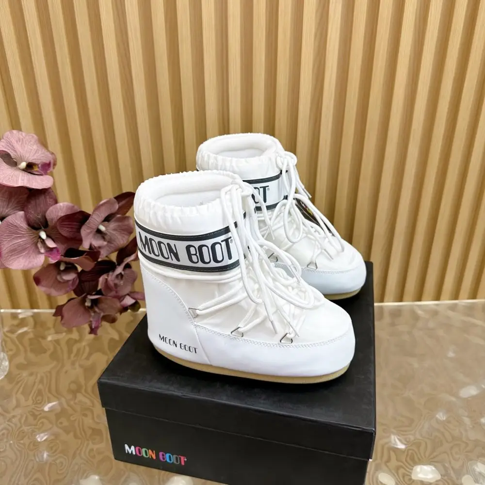 Moon Boot — Уггі