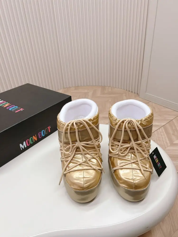 Moon Boot — Ugg boots