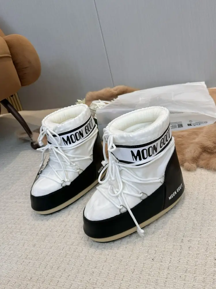 Moon Boot — Ugg boots