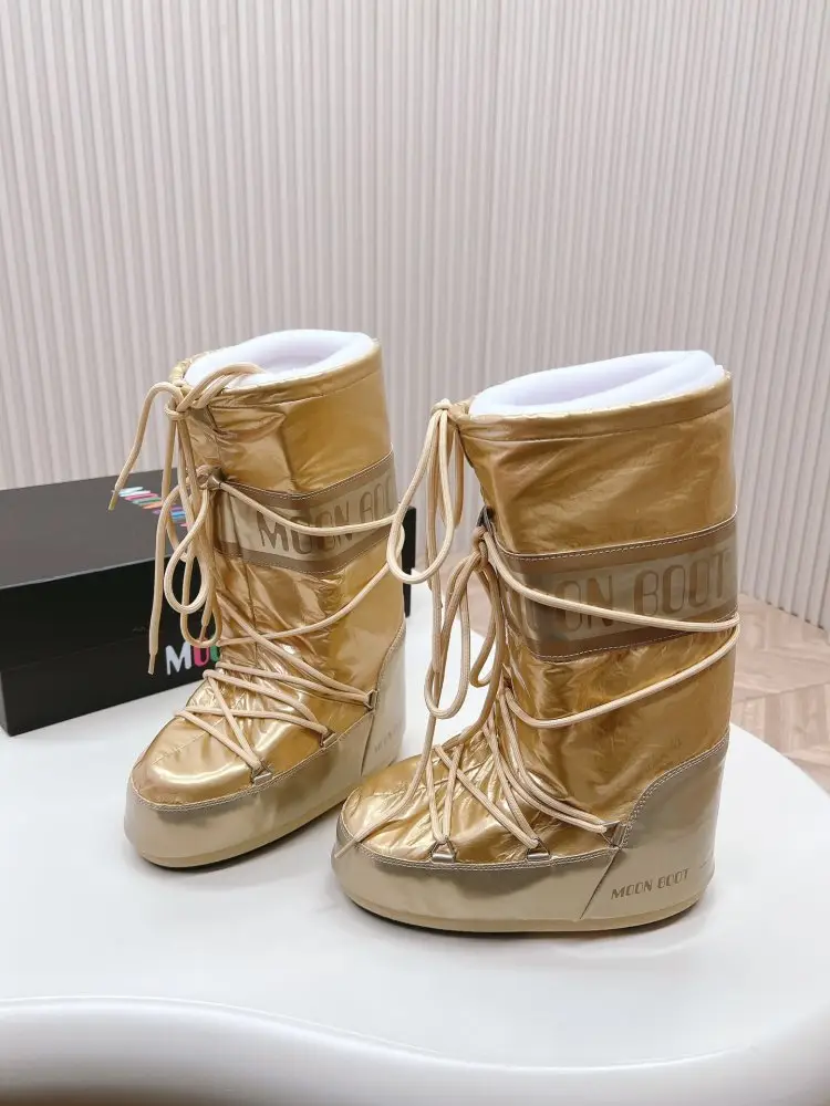 Moon Boot — Ugg boots
