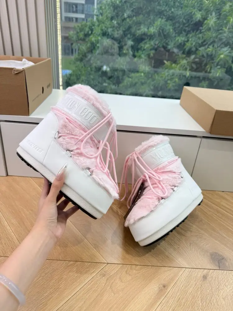 Moon Boot — Ugg boots
