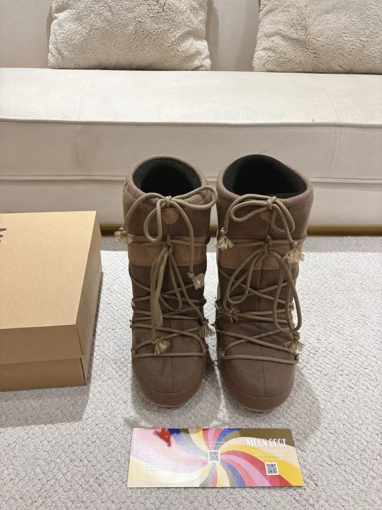 Moon Boot — Ugg boots