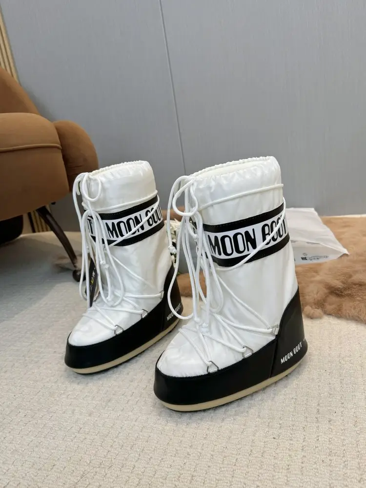 Moon Boot — Ugg boots