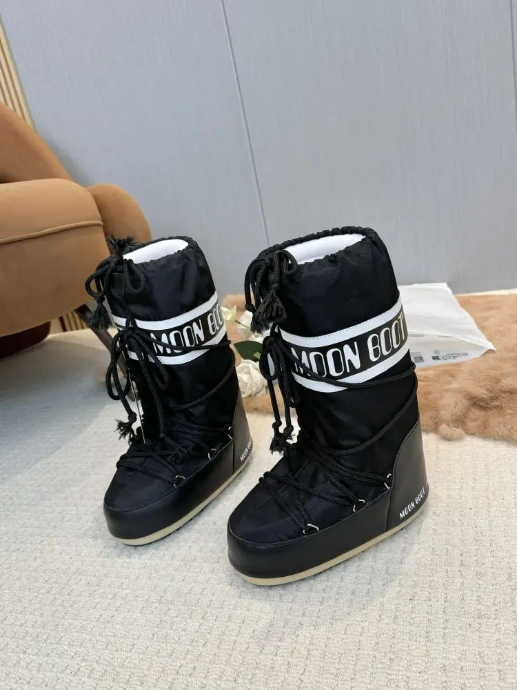 Moon Boot — Ugg boots