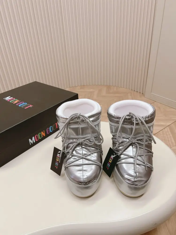 Moon Boot — Ugg boots