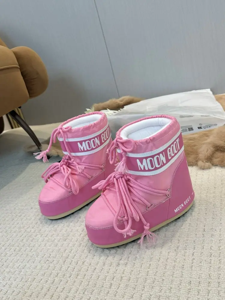 Moon Boot — Ugg boots