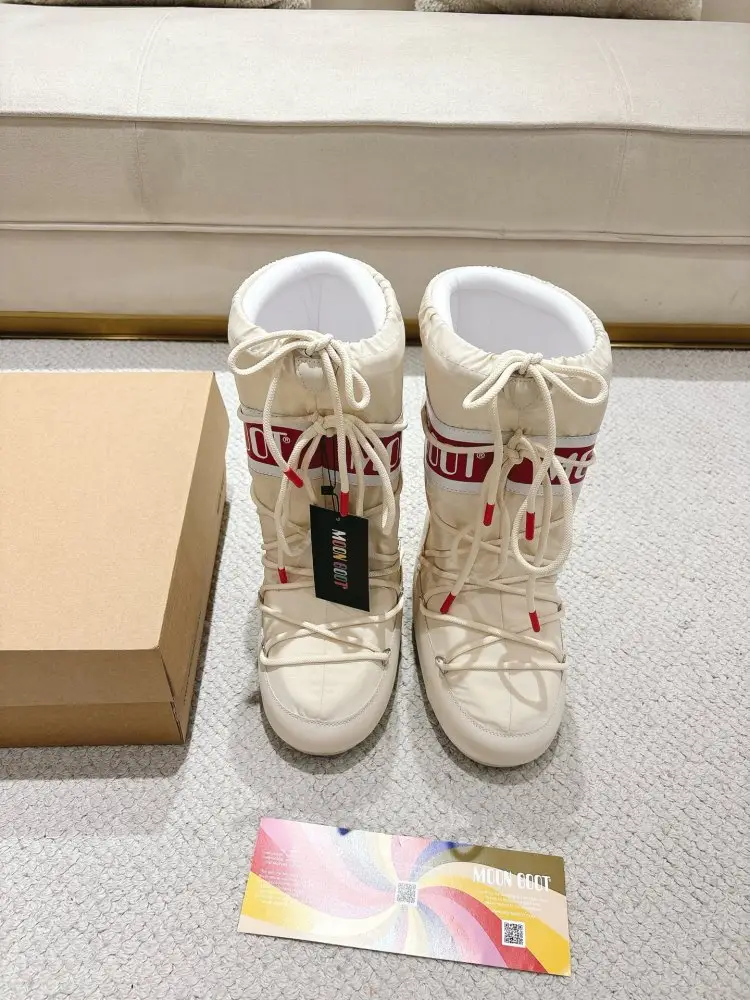 Moon Boot — Ugg boots