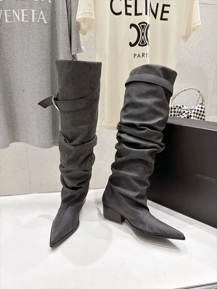 NEGATIVE THREE Boots women's on high heel from sharp the toe — Photo 3