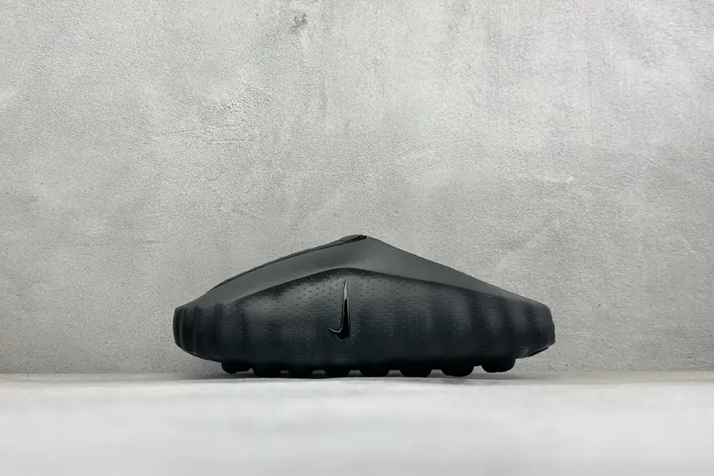 Nike — Шльопанці Nike Mind 001 HQ4307-005
