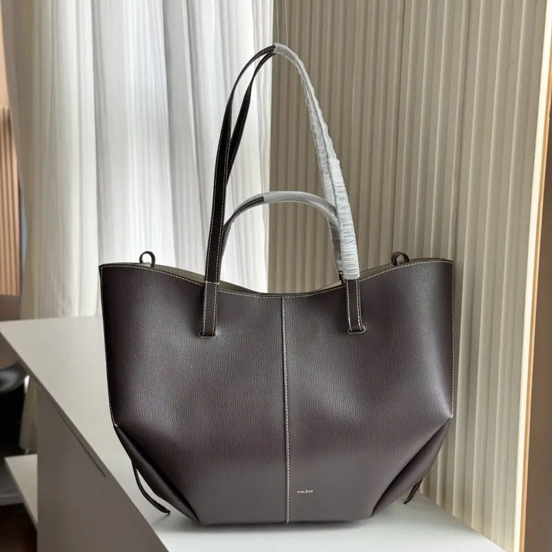 PoIene A bag-тоут 38 cm of soft grained skin — Photo 1