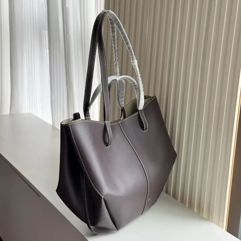 PoIene A bag-тоут 38 cm of soft grained skin — Photo 4
