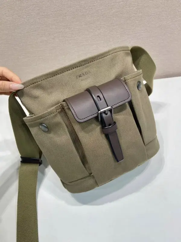 Prada A bag across shoulder 23 cm — Photo 3
