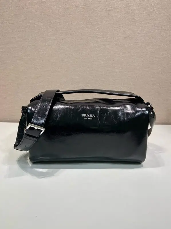 Prada — Сумка чоловіча Boston 33 см