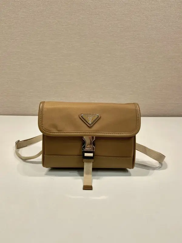 Prada — A bag messenger 18 cm 2ZH108