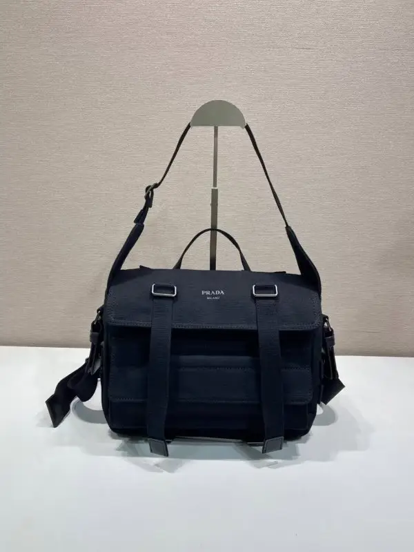 Prada — Сумка месенджер 27 см 1BD408 з канваса