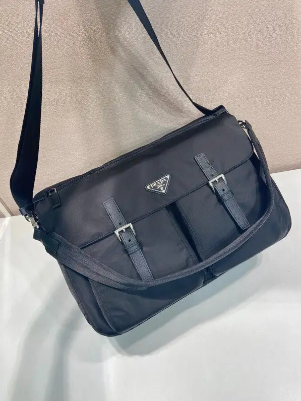Prada Сумка месенджер 39 см 2VD072 — Фото 3