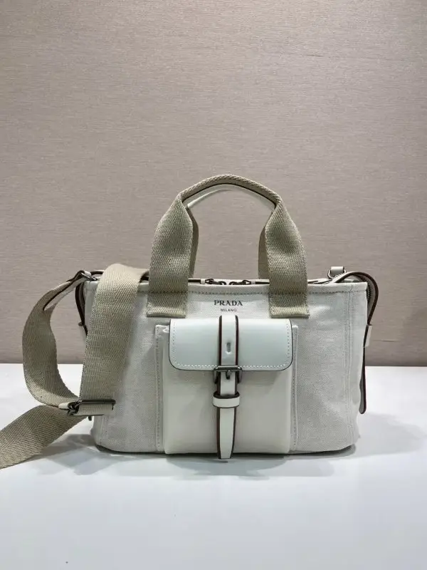 Prada — Сумка Route 28 см
