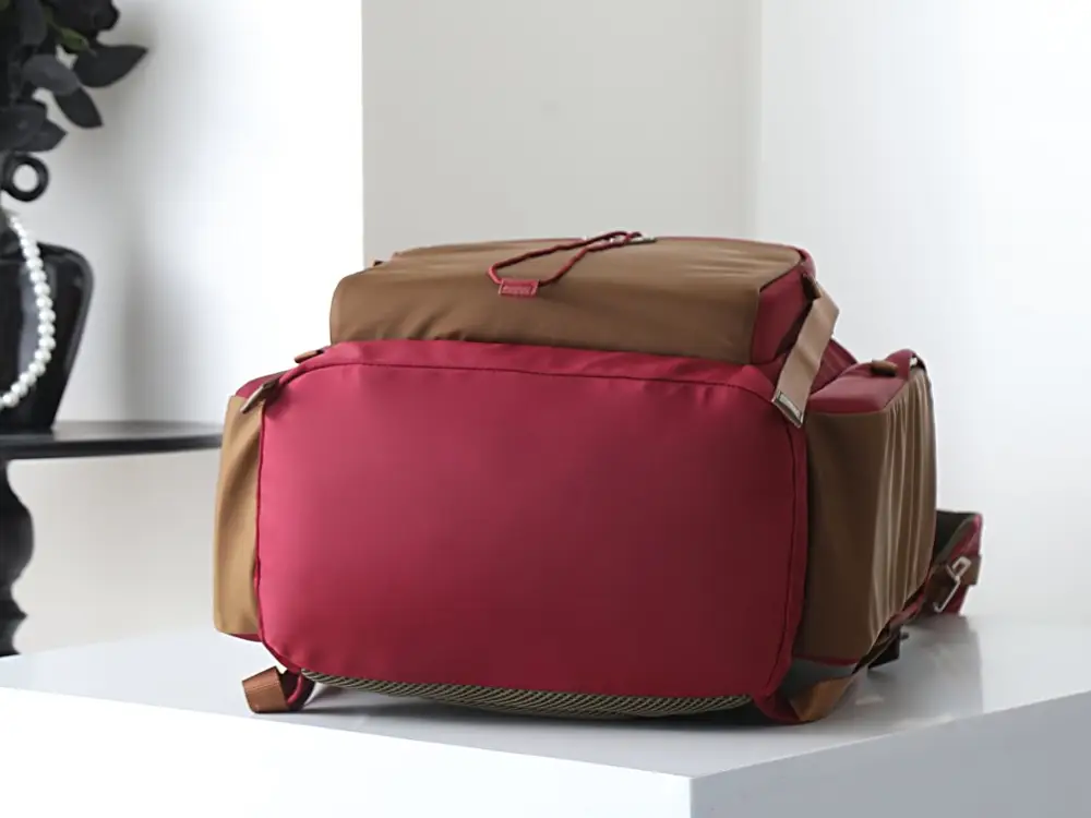 Prada Backpack male Re-Nylon — Photo 4