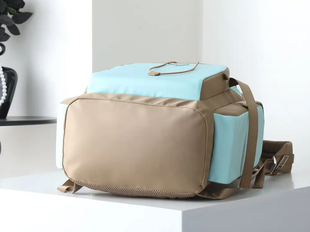 Prada Backpack male Re-Nylon — Photo 4