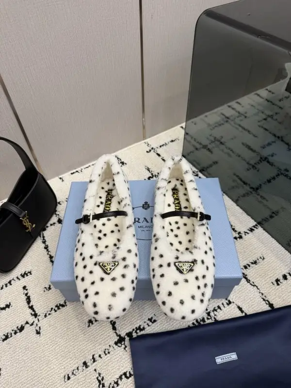 Prada — Ballet shoes fur